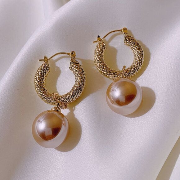 New Arrival Daily Office Wear Champagne Pearl Earrings, MLNN1380 - Picture 2 of 4